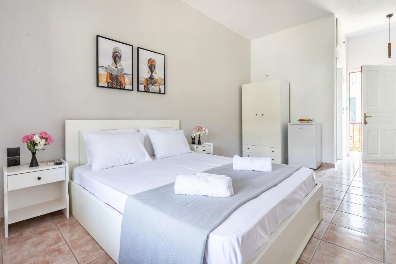 Konstantina Studios Skopelos Exterior foto